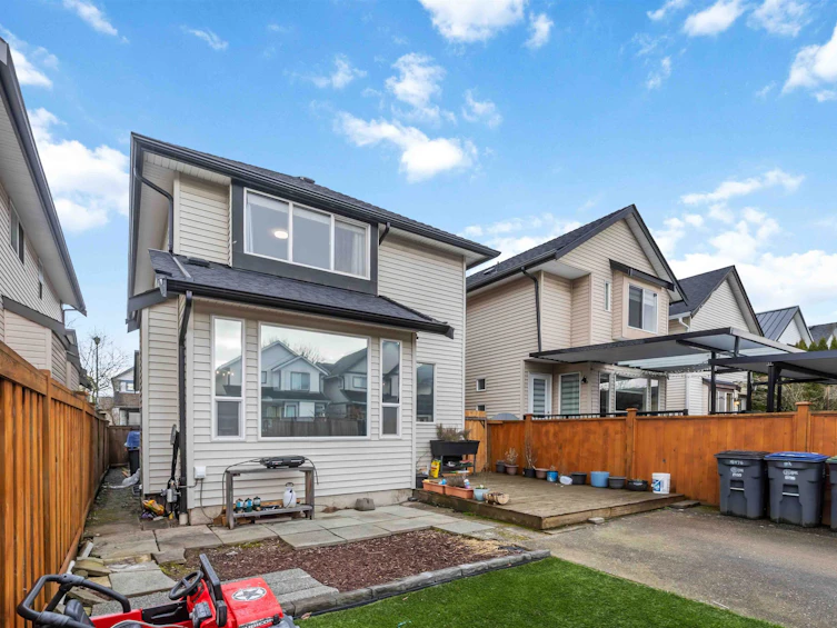 18476 66a Avenue, Surrey, BC, V3S 9B1 - 38