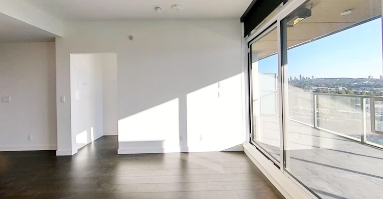 1810-4880 Lougheed Highway Highway, Burnaby, BC, V5C 5N1 - 3