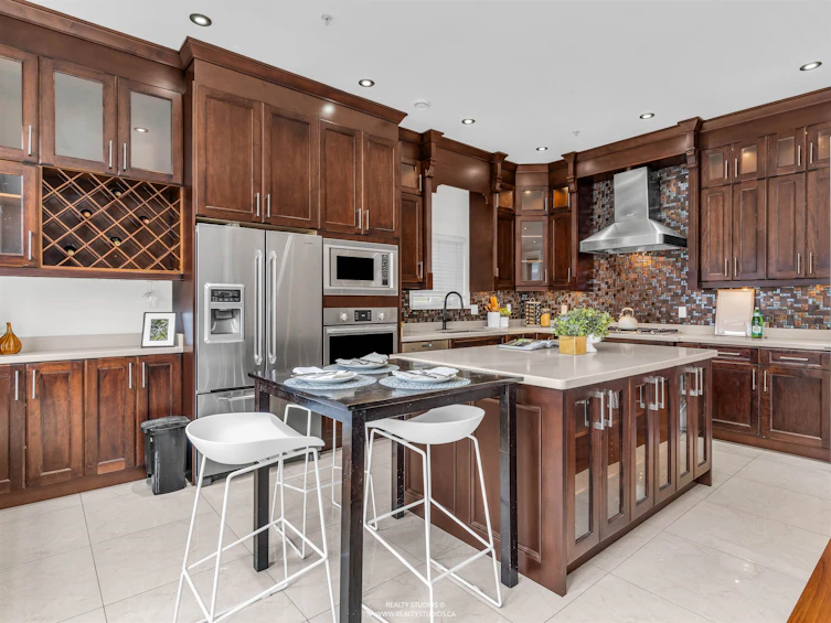 6387 Prince Albert Street, Vancouver, BC, V5W 3E7 - 9