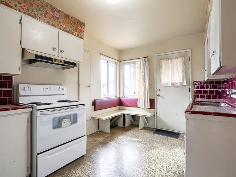 3484 E 25th Avenue, Vancouver, BC, V5R 1K1 - 9