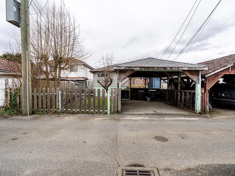 3484 E 25th Avenue, Vancouver, BC, V5R 1K1 - 28