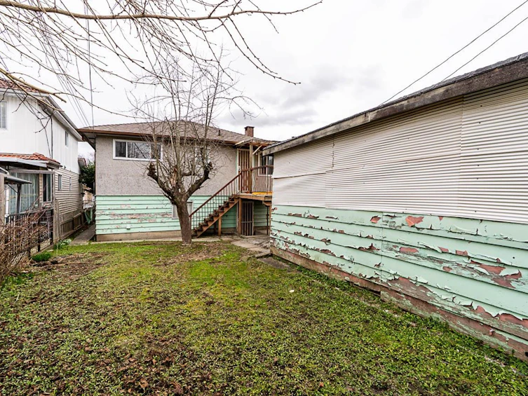 3484 E 25th Avenue, Vancouver, BC, V5R 1K1 - 26