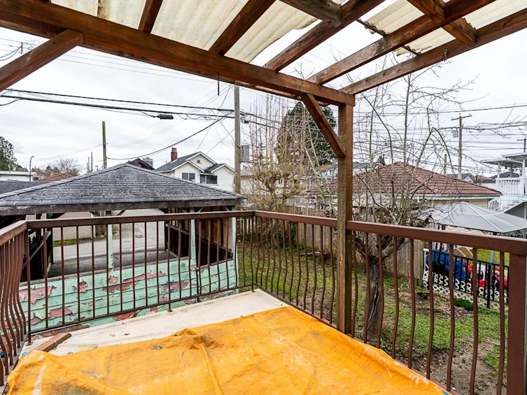 3484 E 25th Avenue, Vancouver, BC, V5R 1K1 - 24