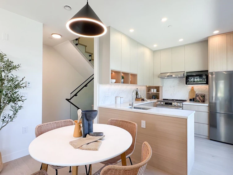 2-3800 Pender Street, Burnaby, BC, V5C 2L5 - 29