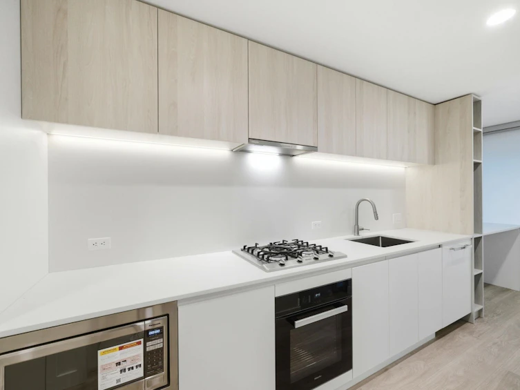 311-2803 W 4th Avenue, Vancouver, BC, V6K 1R3