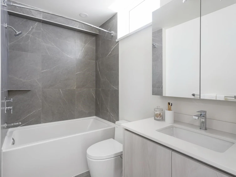 3249 Clive Avenue, Vancouver, BC, V5R 4V3 - 14