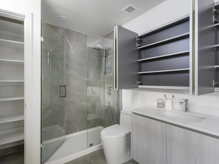 3249 Clive Avenue, Vancouver, BC, V5R 4V3 - 23