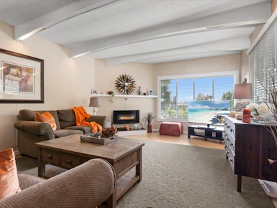 30-2035 Martens Street - 5