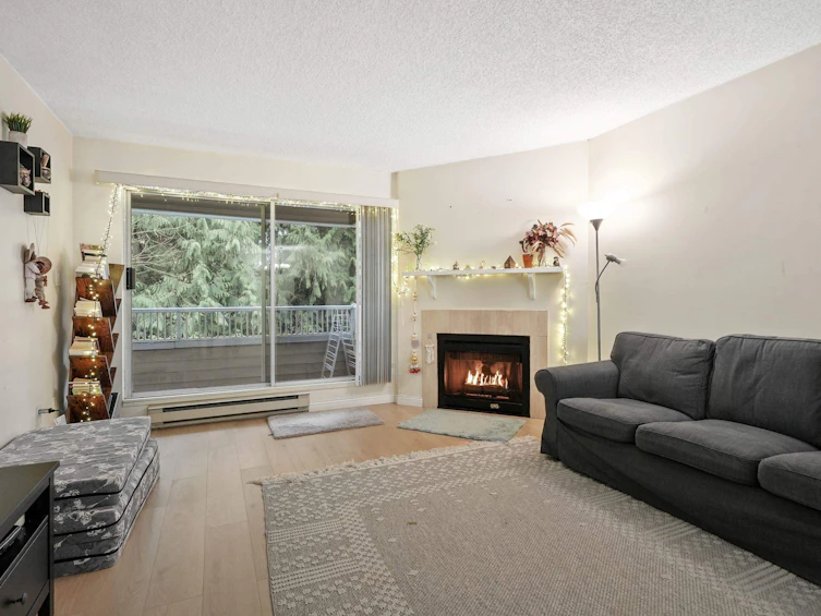 404-9644 134 Street, Surrey, BC, V3T 5M3 - 2
