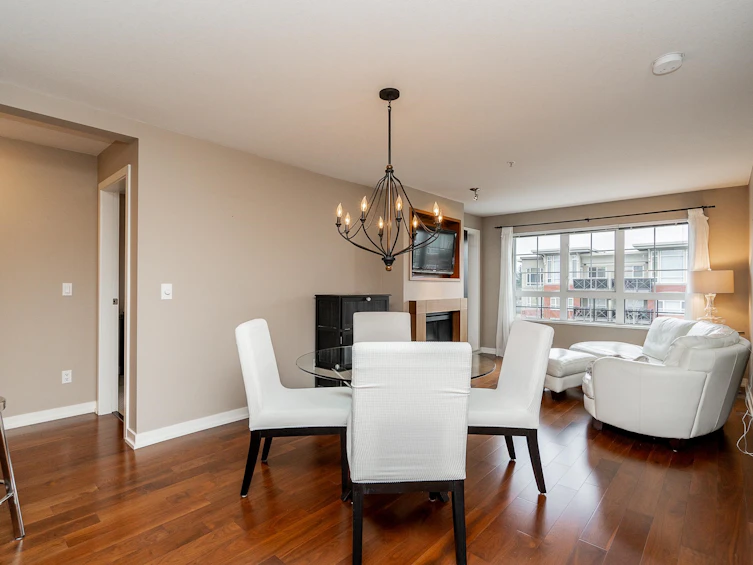 303-2950 King George Boulevard, Surrey, BC, V4P 0E5 - 10