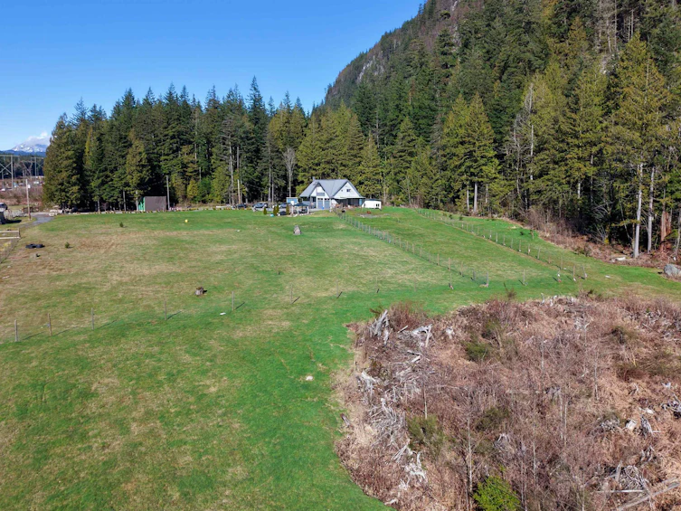 4000 Highway 99, Squamish, BC, V0N 1H0 - 5