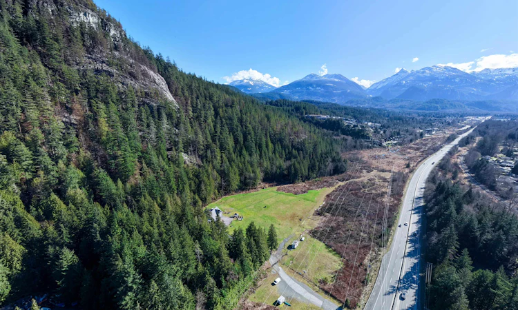 4000 Highway 99