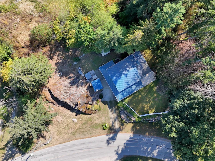 12886 Lagoon Road, Pender Harbour Egmont, BC, V0N 2H1 - 3