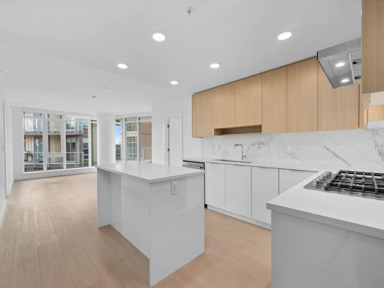 202-7769 Park Crescent, Burnaby, BC, V3N 0J7 - 4