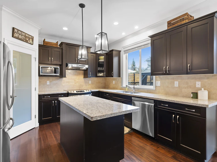 7065 208a Street, Langley, BC, V2Y 0J2 - 8