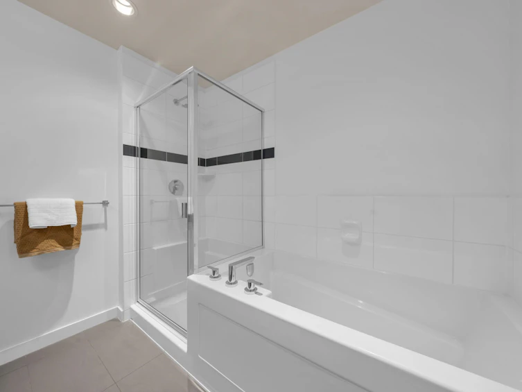 411-1152 Windsor Mews, Coquitlam, BC, V3B 0N1 - 12