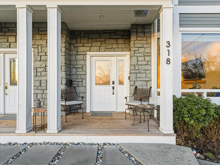 318 E Keith Road, North Vancouver, BC, V7L 1V7 - 3
