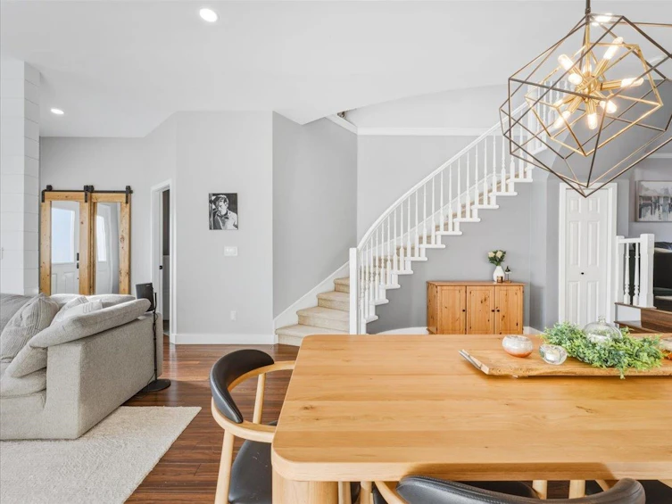 318 E Keith Road, North Vancouver, BC, V7L 1V7 - 4
