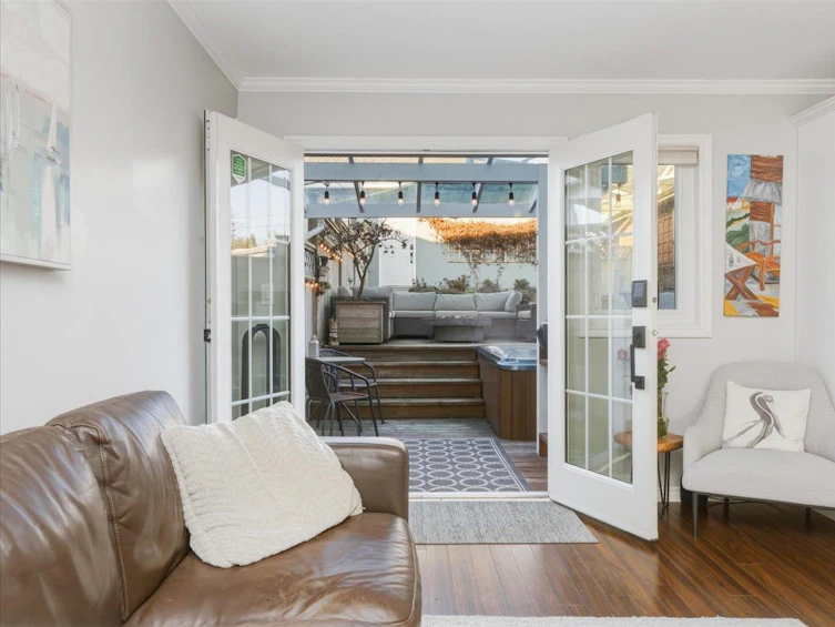 318 E Keith Road, North Vancouver, BC, V7L 1V7 - 14