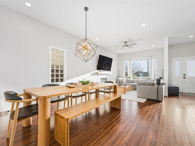 318 E Keith Road, North Vancouver, BC, V7L 1V7 - 5