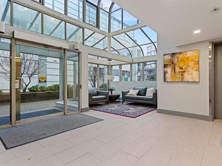 105-1502 Island Park Walk, Vancouver, BC, V6H 3Z8 - 4