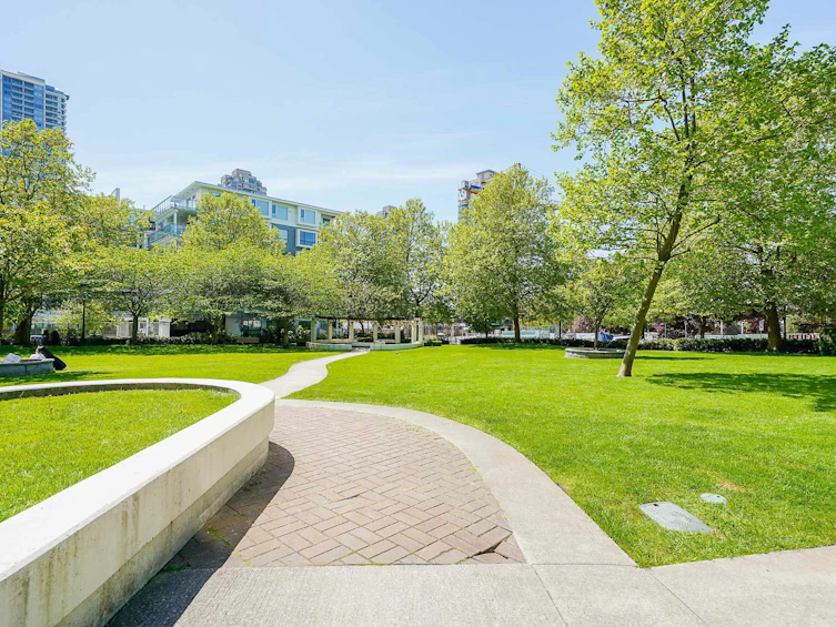103-2188 Madison Avenue, Burnaby, BC, V5C 0J8 - 37