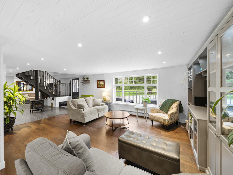 26996 Ferguson Avenue, Maple Ridge, BC, V2W 1R9 - 10
