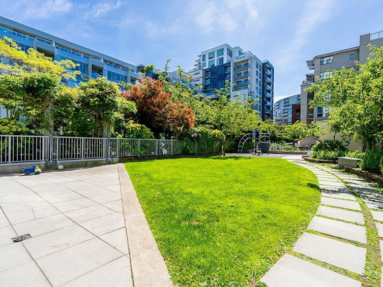 801-1833 Crowe Street, Vancouver, BC, V5Y 0A2 - 27