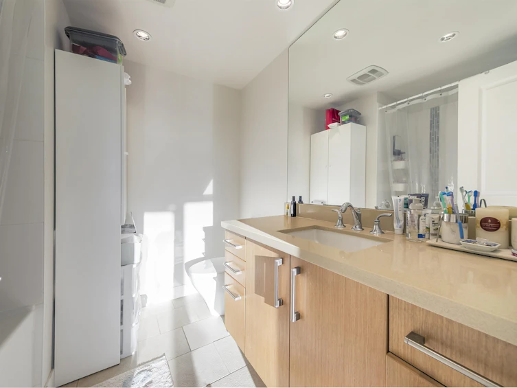 801-1833 Crowe Street, Vancouver, BC, V5Y 0A2 - 16