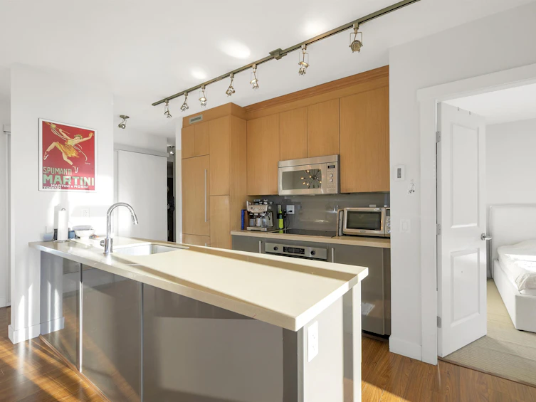 801-1833 Crowe Street, Vancouver, BC, V5Y 0A2 - 10