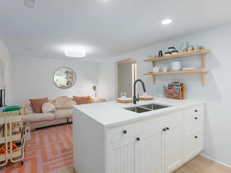 708 Woodland Drive, Vancouver, BC, V5L 3R3 - 13