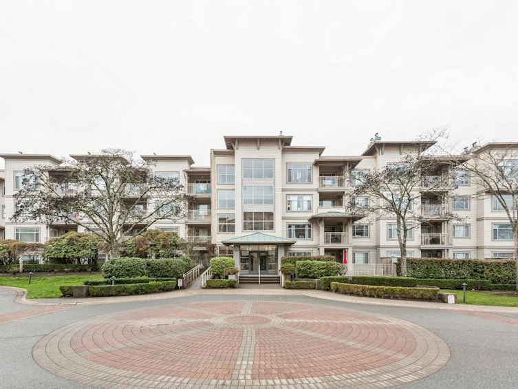 215-8180 Jones Road, Richmond, BC, V6Y 3Z6 - 2