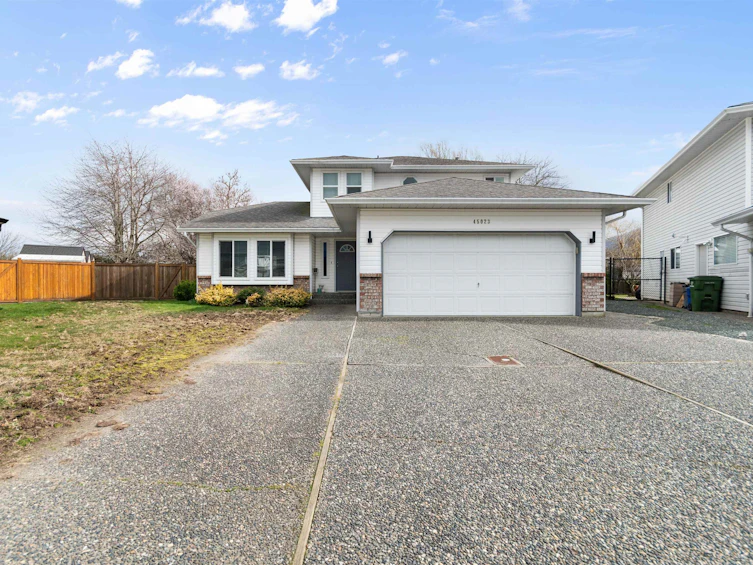 45023 Stratford Place, Chilliwack, BC, V2R 2Z2 - 2