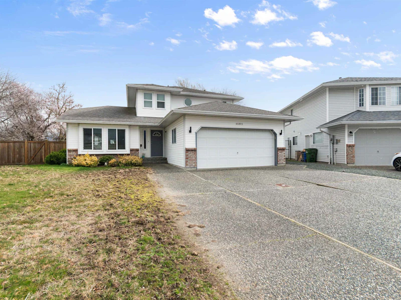 45023 Stratford Place, Chilliwack BC V2R 2Z2