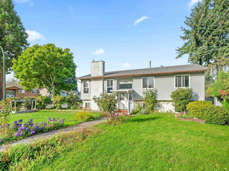 7060 E Brewster Drive, Delta, BC, V4E 1V6 - 2