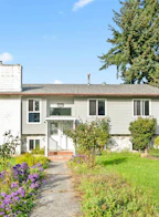 7060 E Brewster Drive
