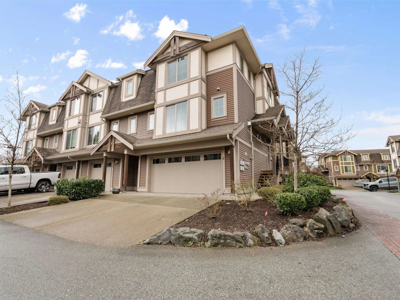 8 - 45025 Wolfe Road, Chilliwack BC V2P 7V9