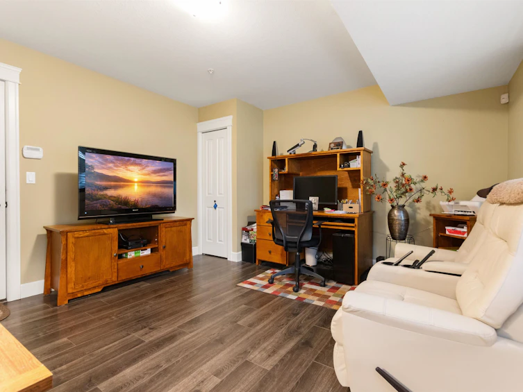 8-45025 Wolfe Road, Chilliwack, BC, V2P 7V9 - 32