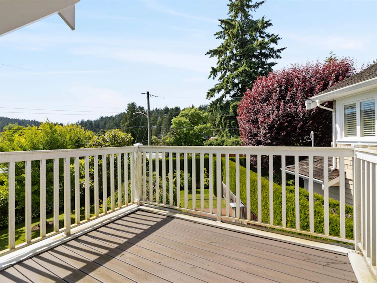 4379 Ross Crescent, West Vancouver, BC, V7W 1B3 - 30