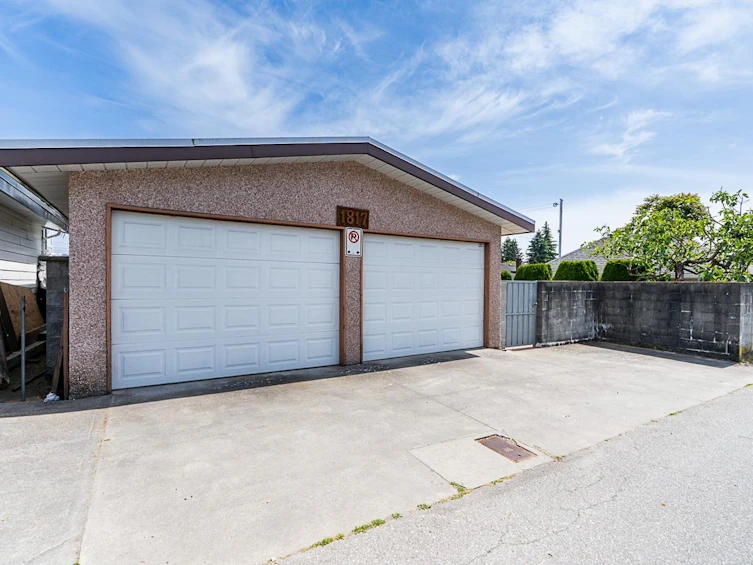 1817 Edinburgh Street, New Westminster, BC, V3M 2X2 - 39