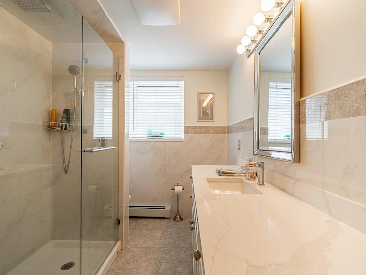 1817 Edinburgh Street, New Westminster, BC, V3M 2X2 - 27