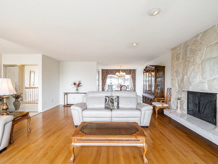 1817 Edinburgh Street, New Westminster, BC, V3M 2X2 - 4