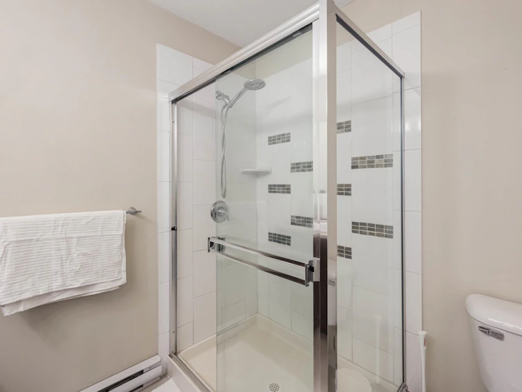 230-3105 Dayanee Springs Boulevard, Coquitlam, BC, V3E 0C2 - 27