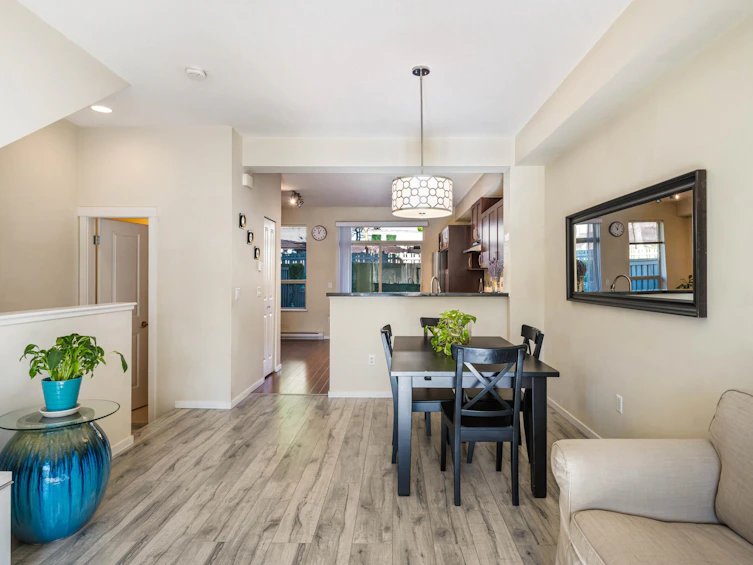 230-3105 Dayanee Springs Boulevard, Coquitlam, BC, V3E 0C2 - 9