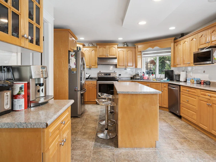 6740 150a Street, Surrey, BC, V3S 9G6 - 8