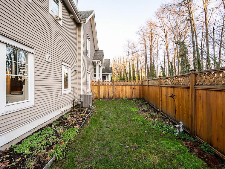 328-3000 Riverbend Drive, Coquitlam, BC, V3C 6R1 - 31