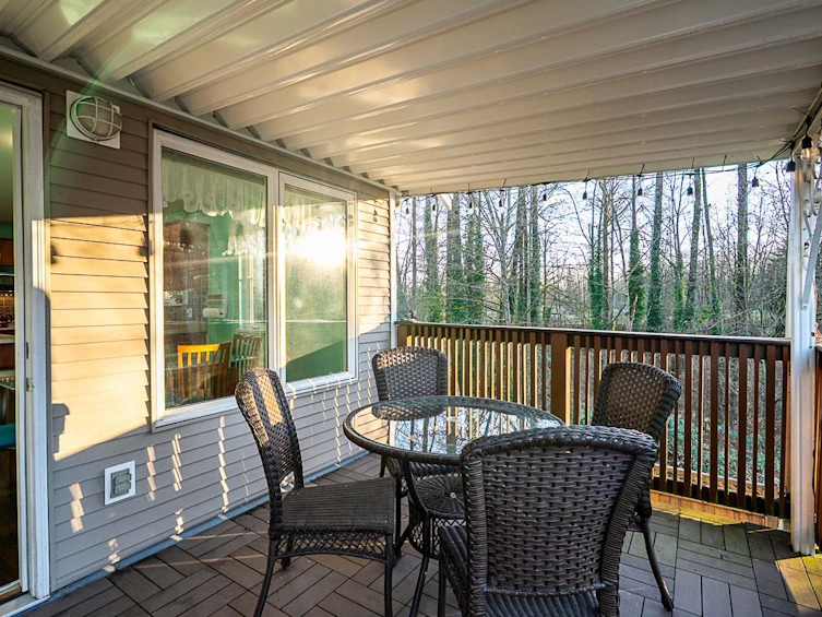 328-3000 Riverbend Drive, Coquitlam, BC, V3C 6R1 - 25