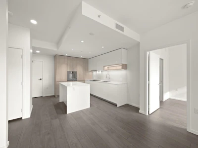 721-6300 Minoru Boulevard - 5
