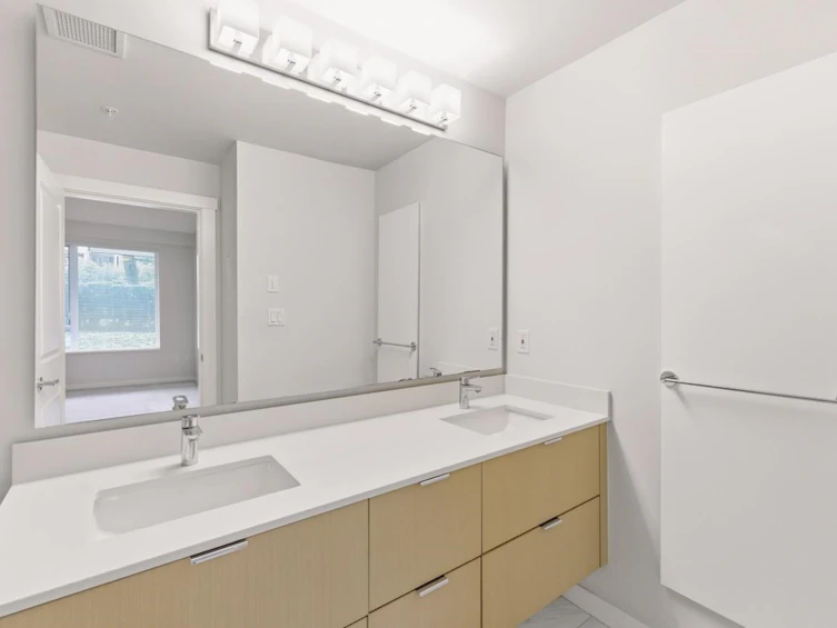 118-255 W 1st Street, North Vancouver, BC, V7M 3G8 - 17