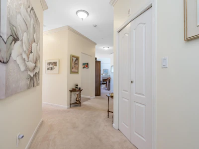 309-4753 River Road West - 3
